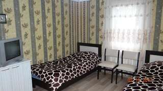 Отель Kama Гюмри Двухместный номер Делюкс с 2 двуспальными кроватями-4